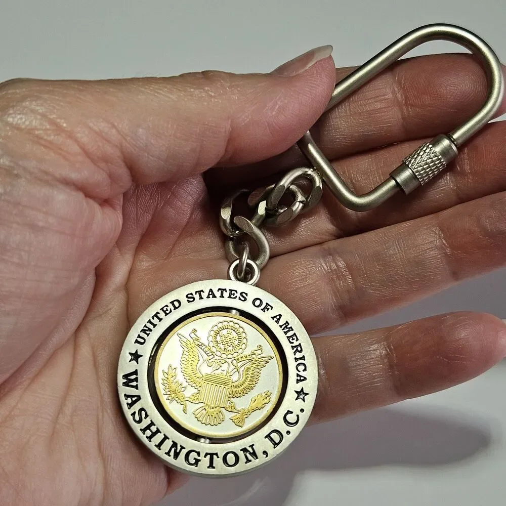 Vintage United States Washington DC Silver Tone Metal Spinner Keychain
